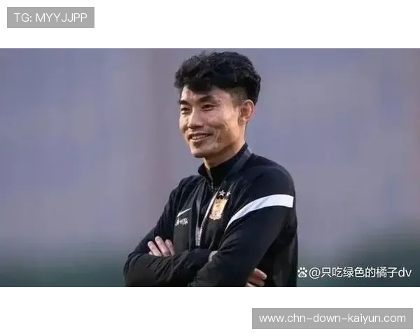 青岛西海岸换帅由郑智接任，主力流失面临阵容调整